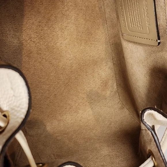 Coach Everly Drawstring - Picture 5 of 13